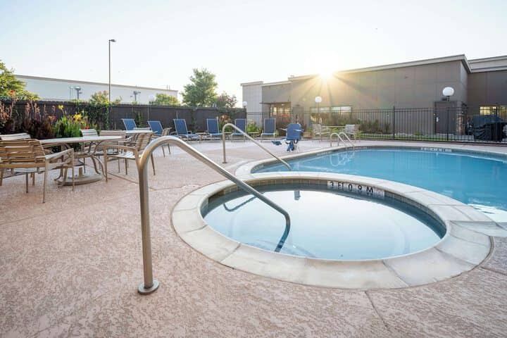 Pool 25 of 45
