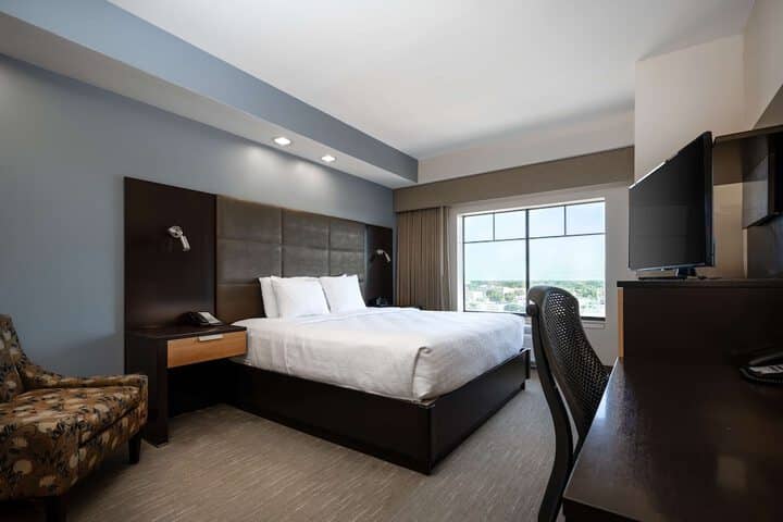 Room 6 of 45